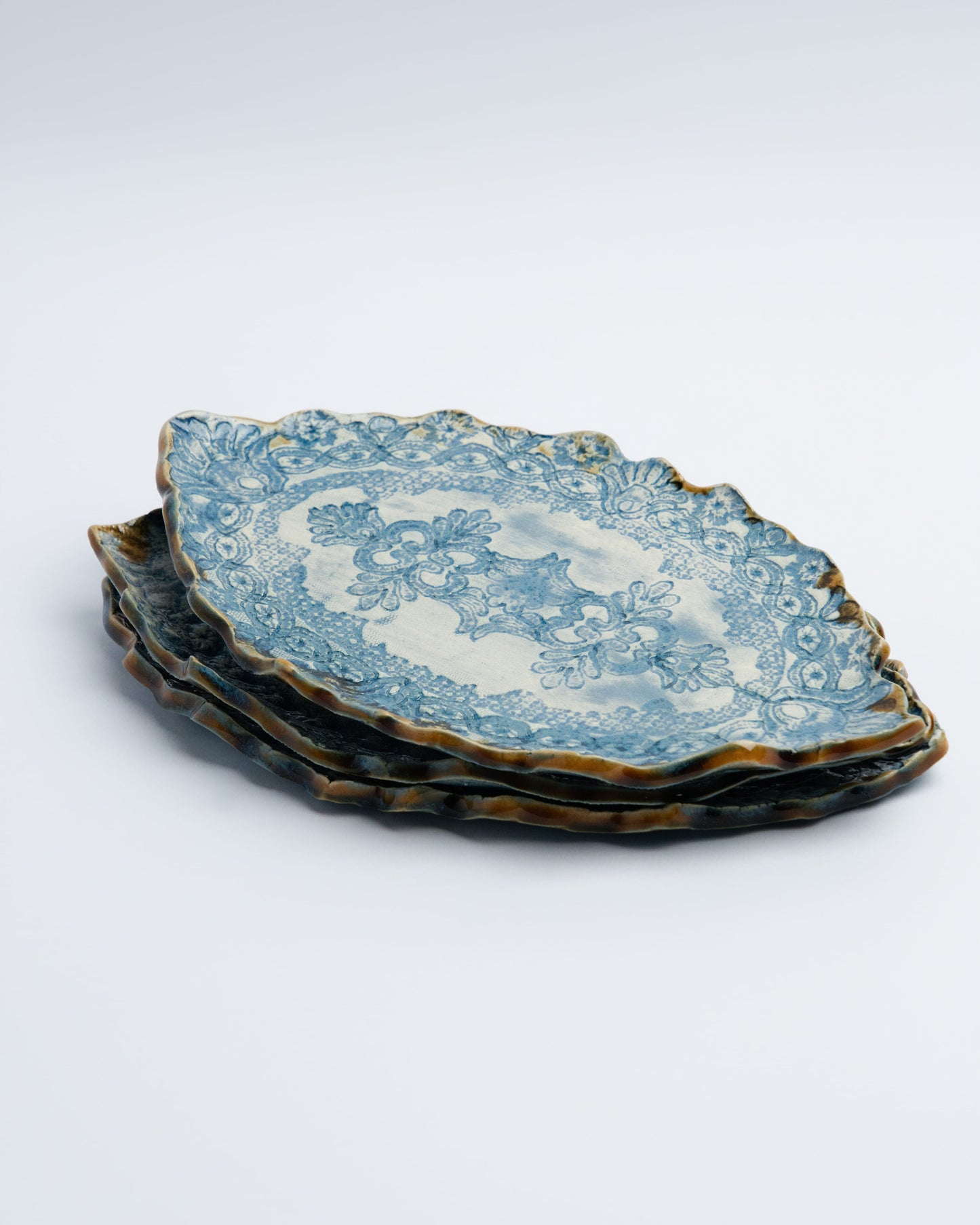 Lace leaf